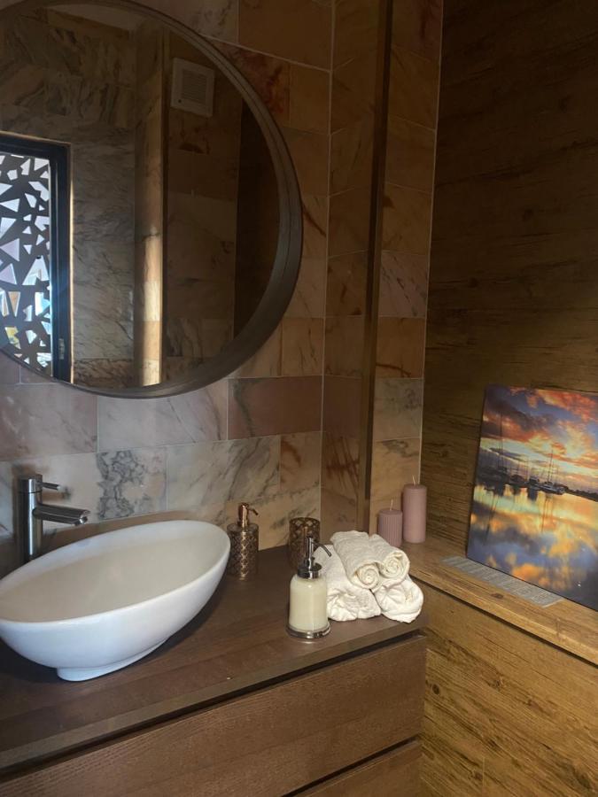 Victoriei Deluxe Suites Bukurešť Exteriér fotografie